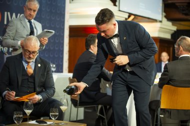 IWSC 2025 UK Sommelier of the Year: The Final Live Stream